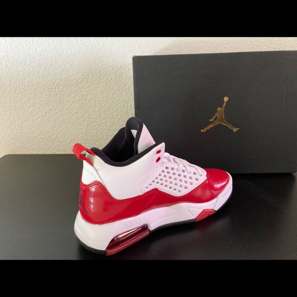 NEW NIKE AIR JORDAN MAXIN 200 (GS) SZ 5Y WHITE/BLACK-GYM RED-WHITE CD6123 106 - Picture 10 of 15